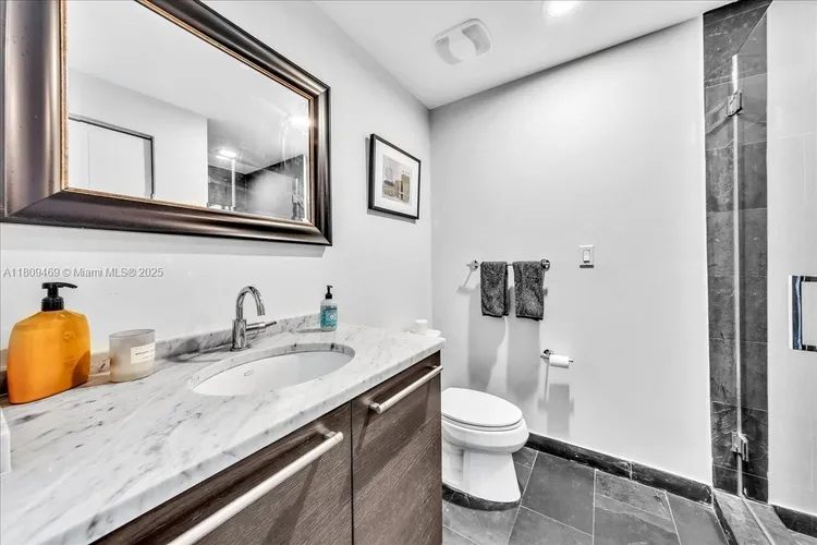 900 Biscayne Bay #2504 image #10