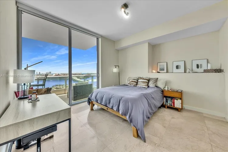 900 Biscayne Bay #2504 image #19