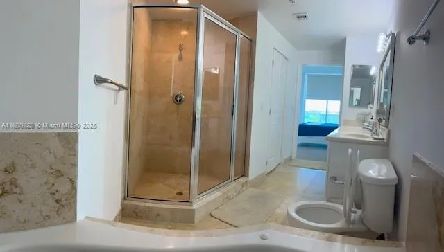 360 Condo #912 image #21