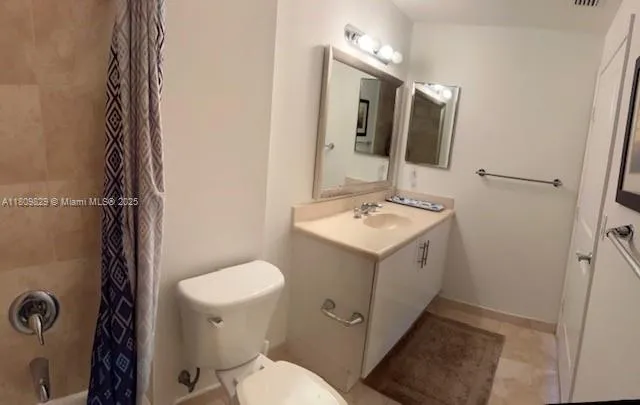 360 Condo #912 image #31