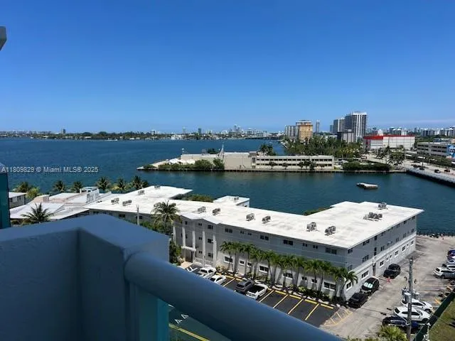 360 Condo #912 image #37