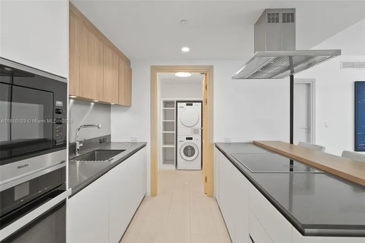 Brickell Flatiron #4209 image #26