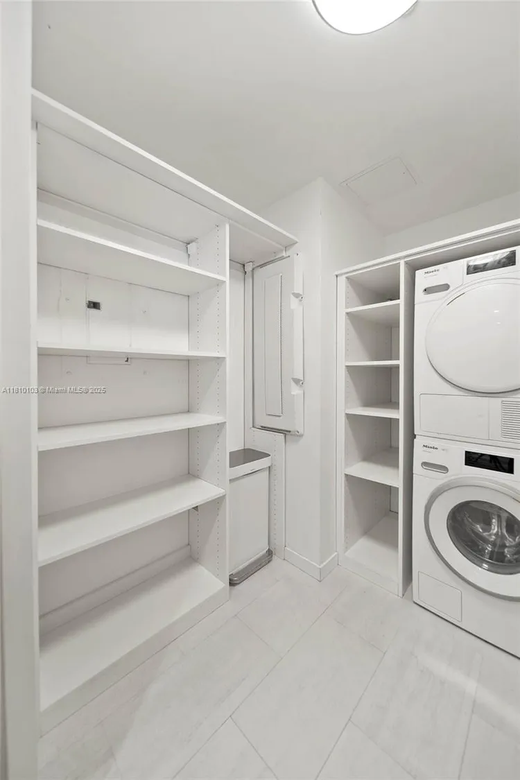 Brickell Flatiron #4209 image #27