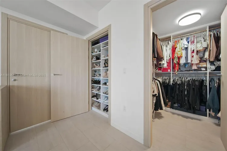 Brickell Flatiron #4209 image #37