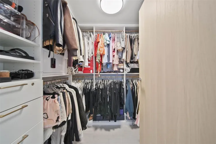 Brickell Flatiron #4209 image #38