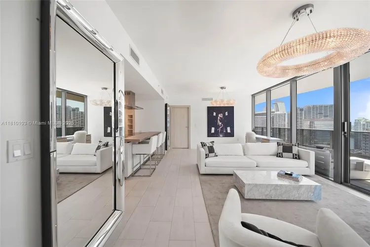 Brickell Flatiron #4209 image #8