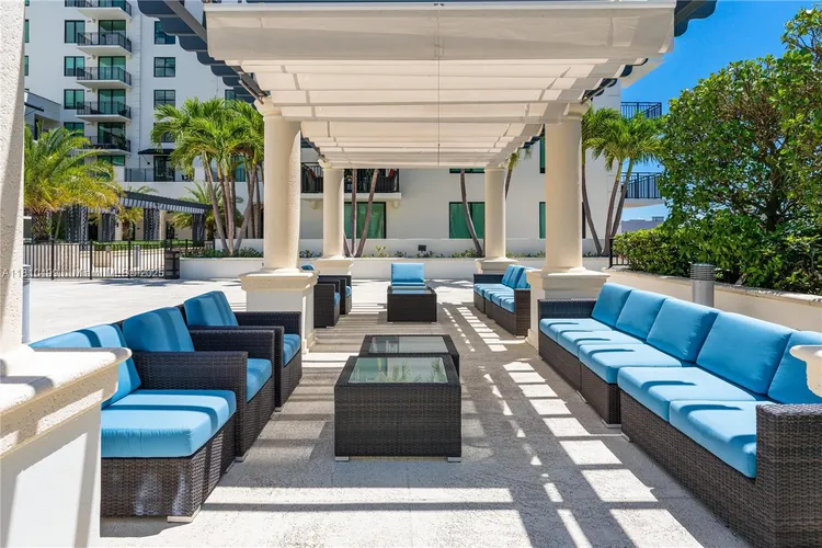 1300 Ponce #705 image #30