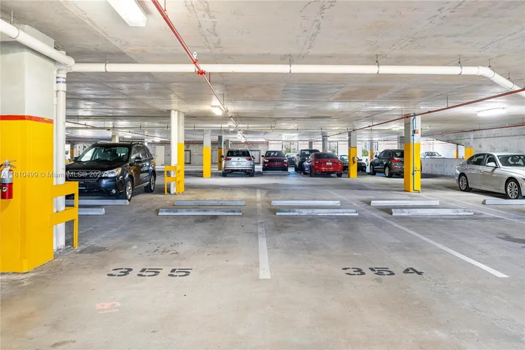 1300 Ponce #705 image #33