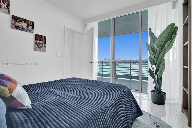 Capri Marina Grande #702 image #7