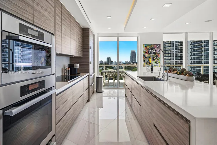 ICON South Beach #1007 image #10