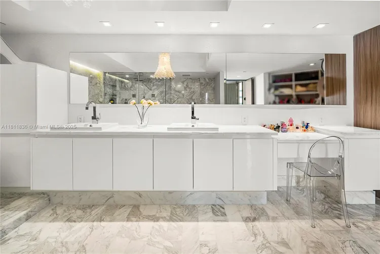 ICON South Beach #1007 image #31