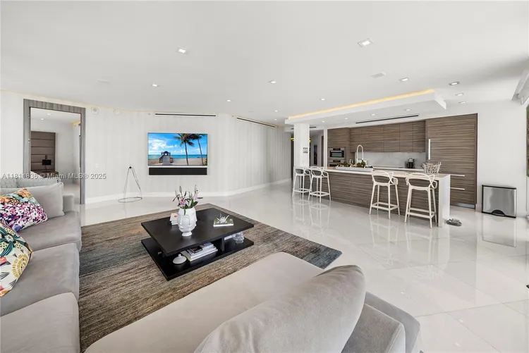 ICON South Beach #1007 image #7