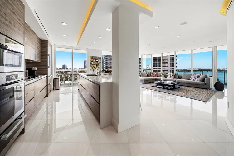 ICON South Beach #1007 image #8