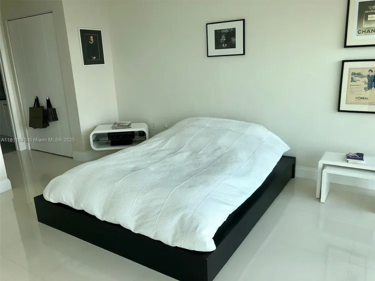 Mint #3707 image #10