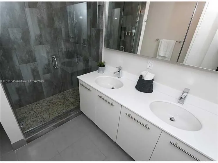 Mint #3707 image #12