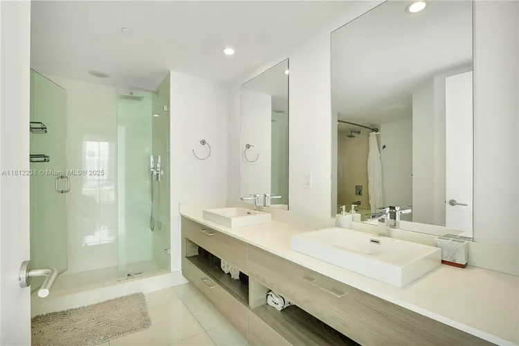 Dua Miami (SLS Hotel and Residences) #1610 image #14