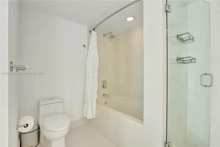 Dua Miami (SLS Hotel and Residences) #1610 image #15