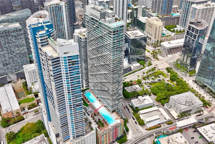 Dua Miami (SLS Hotel and Residences) #1610 image #20