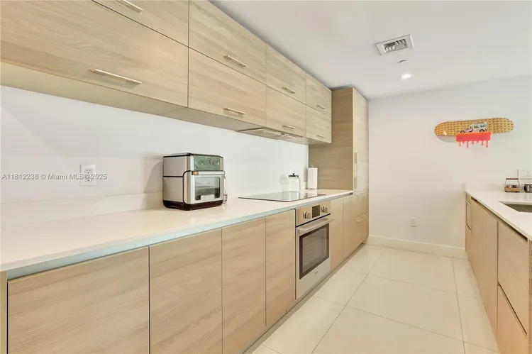 Dua Miami (SLS Hotel and Residences) #1610 image #7