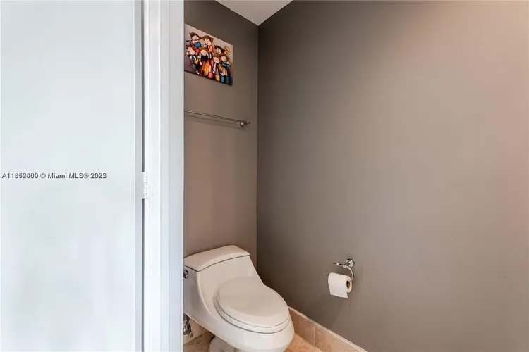 Trump Royale #608 image #10