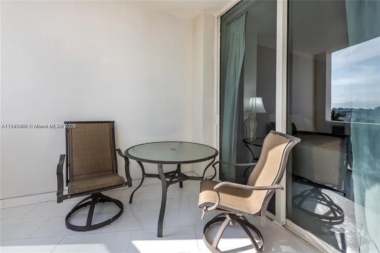 Trump Royale #608 image #14