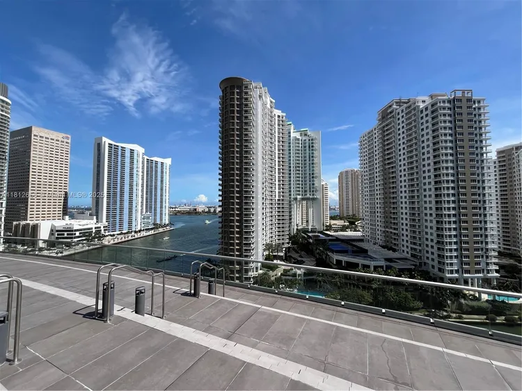 Icon Brickell II #1710 image #20