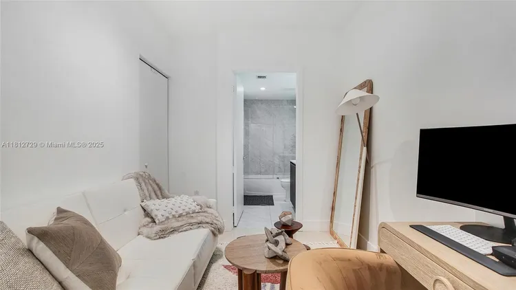 Aria on the Bay #4208 image #14