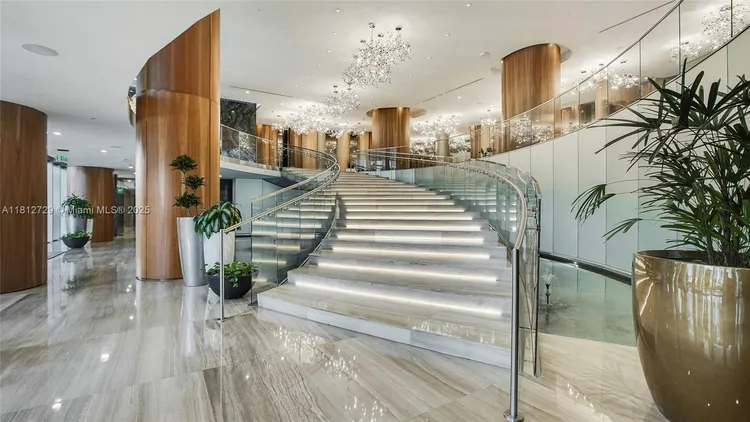 Aria on the Bay #4208 image #17