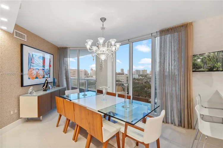 Acqualina #801 image #14