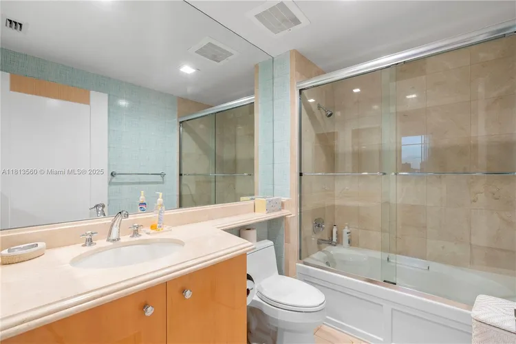 Acqualina #801 image #18