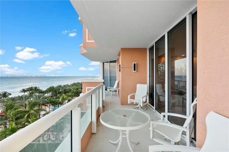 Acqualina #801 image #33