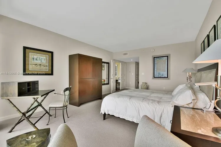 Porto Vita South Tower #1701 image #18