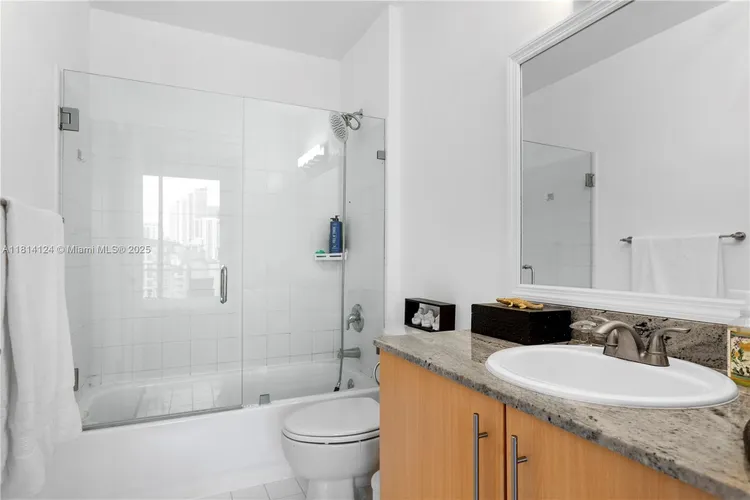 The Yorker #804 image #13