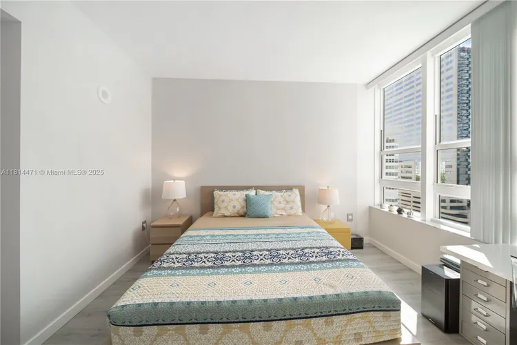 The Plaza on Brickell North #1407 image #14