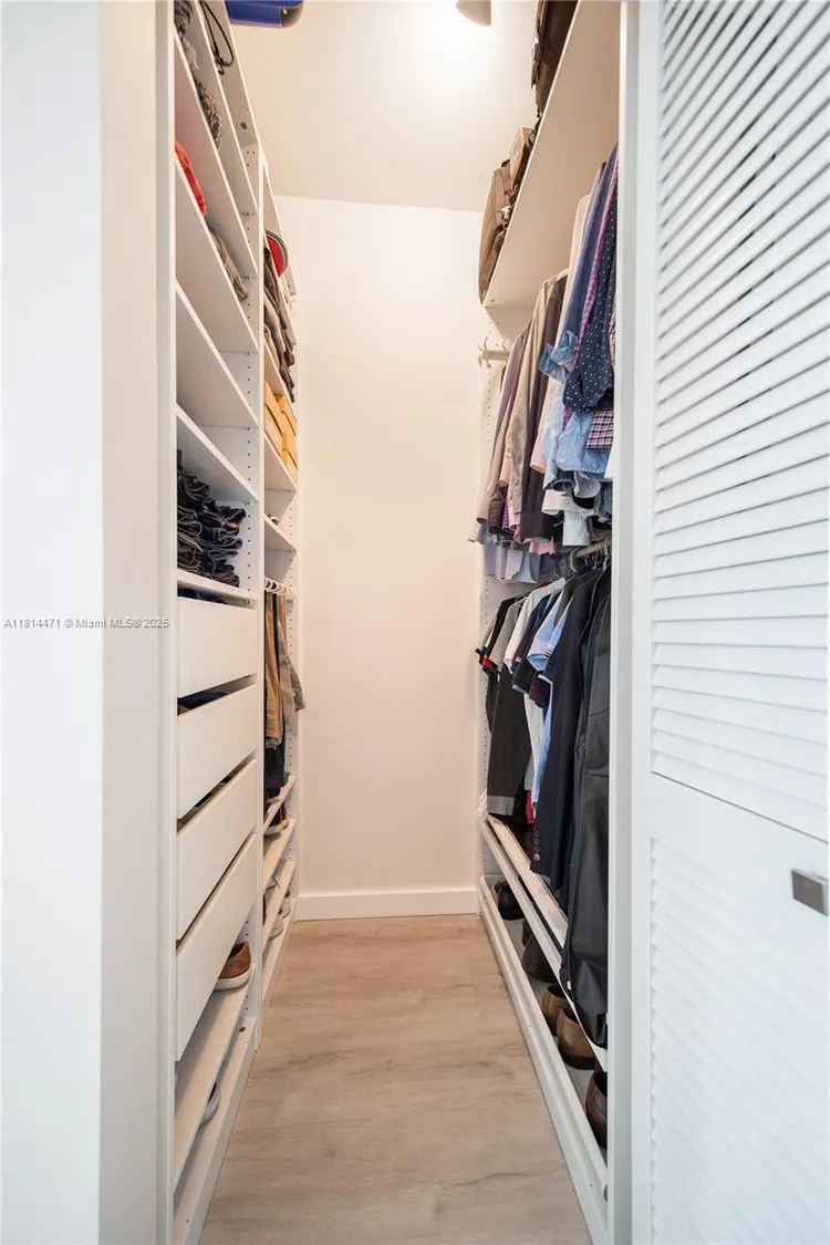 The Plaza on Brickell North #1407 image #15