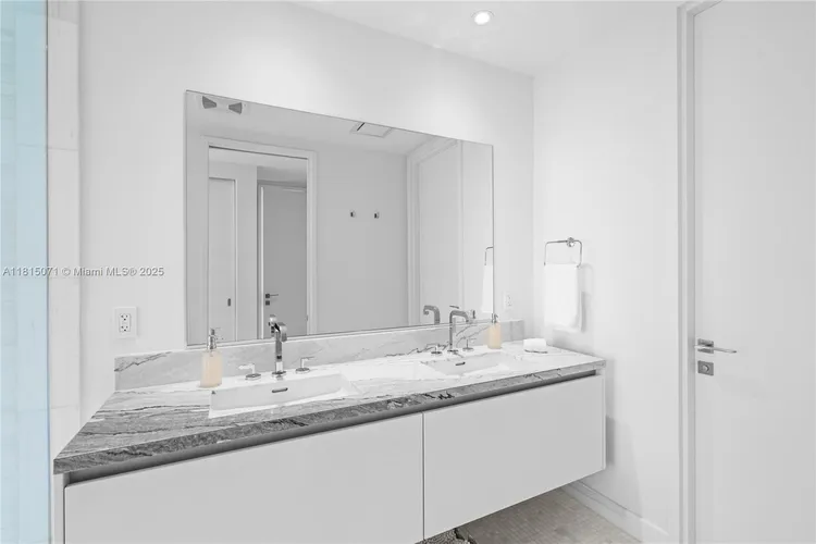 Missoni Baia #1106 image #10