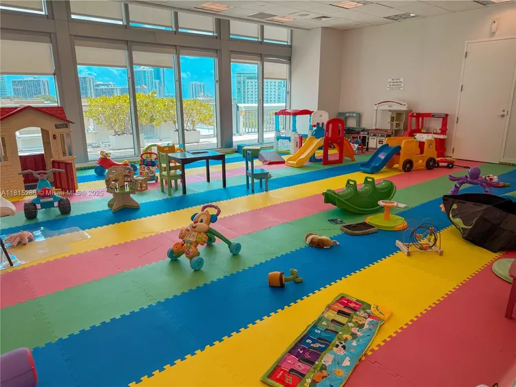 Axis #1603-S image #40