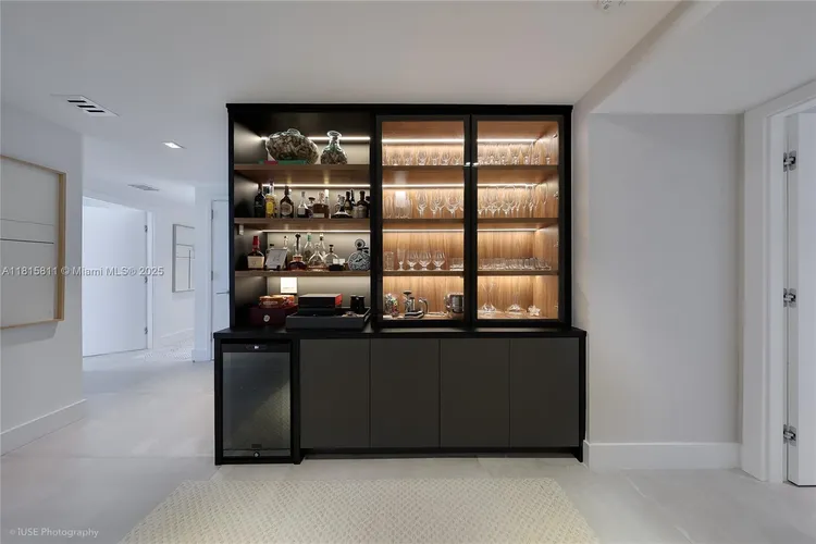 Paraiso Bay #4701 image #11