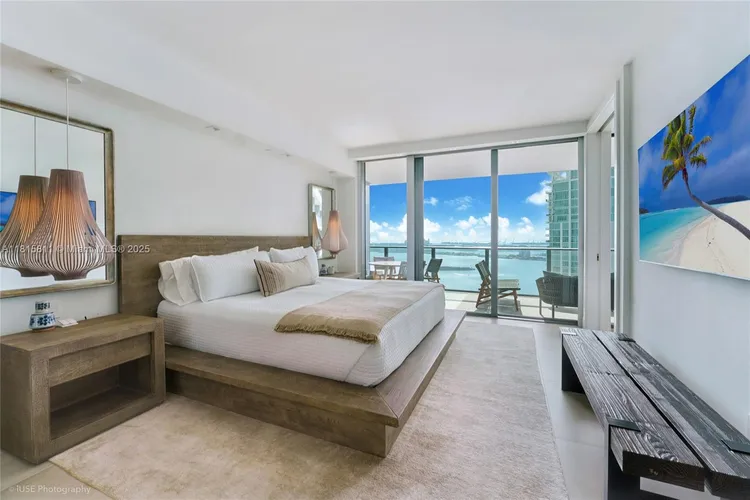 Paraiso Bay #4701 image #13