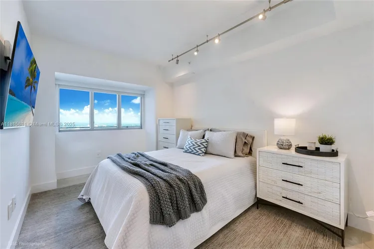 Paraiso Bay #4701 image #32