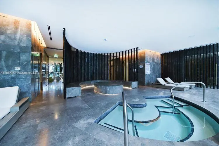 Paraiso Bay #4701 image #38