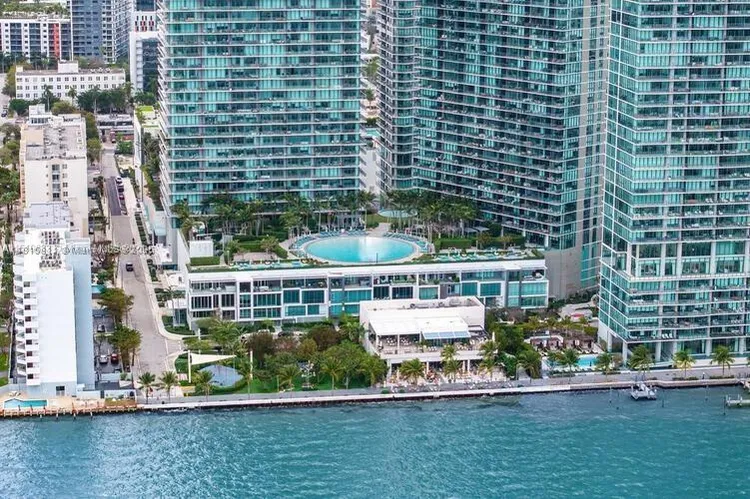 Paraiso Bay #4701 image #47