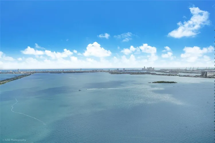 Paraiso Bay #4701 image #6