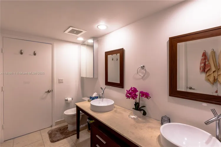 Icon Brickell I #3512 image #14