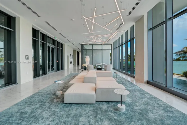 One Paraiso #1702 image #15