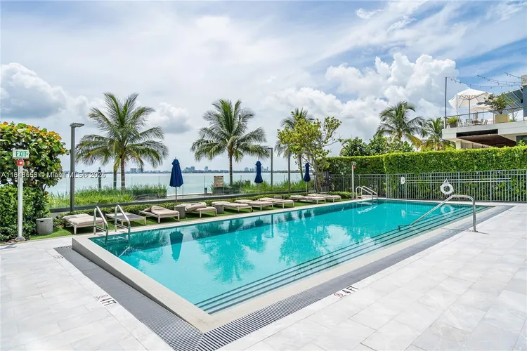 One Paraiso #1702 image #16