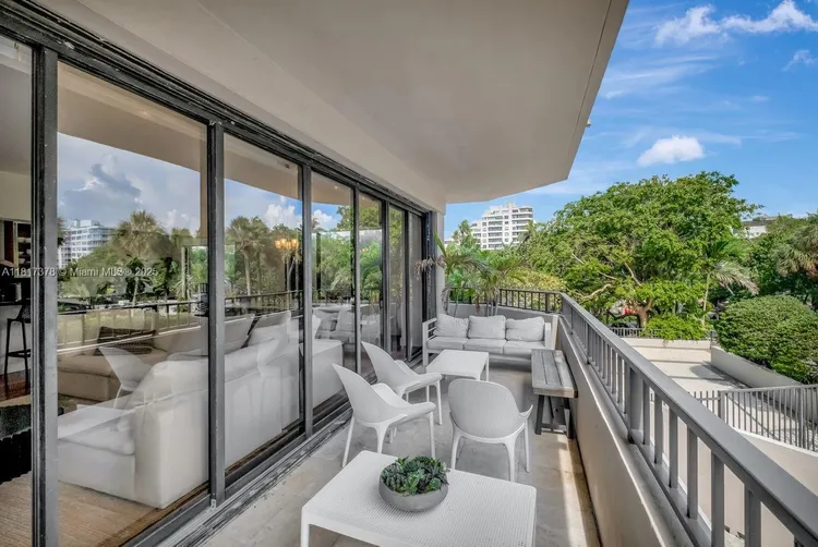 Key Colony I - Tidemark #200 image #11