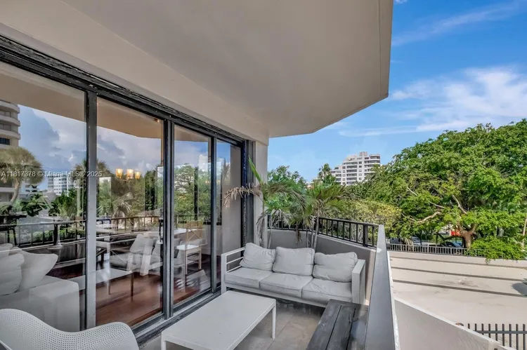 Key Colony I - Tidemark #200 image #12