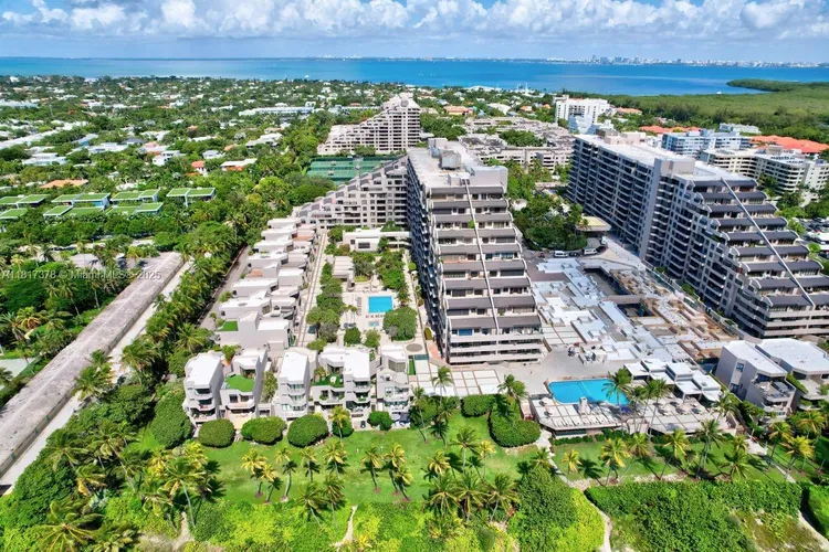 Key Colony I - Tidemark #200 image #21