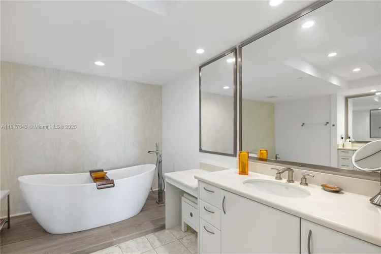 Jade Brickell #4001 image #18